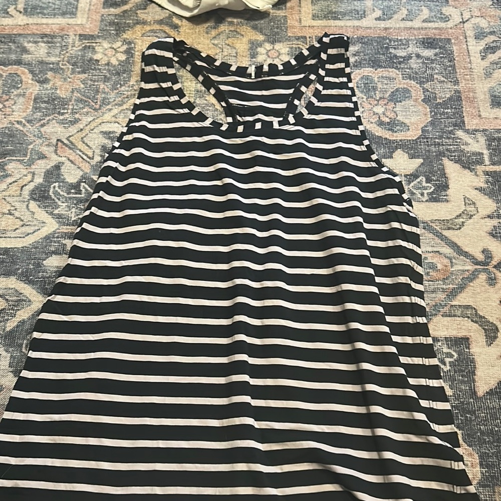 Lululemon razorback tank top